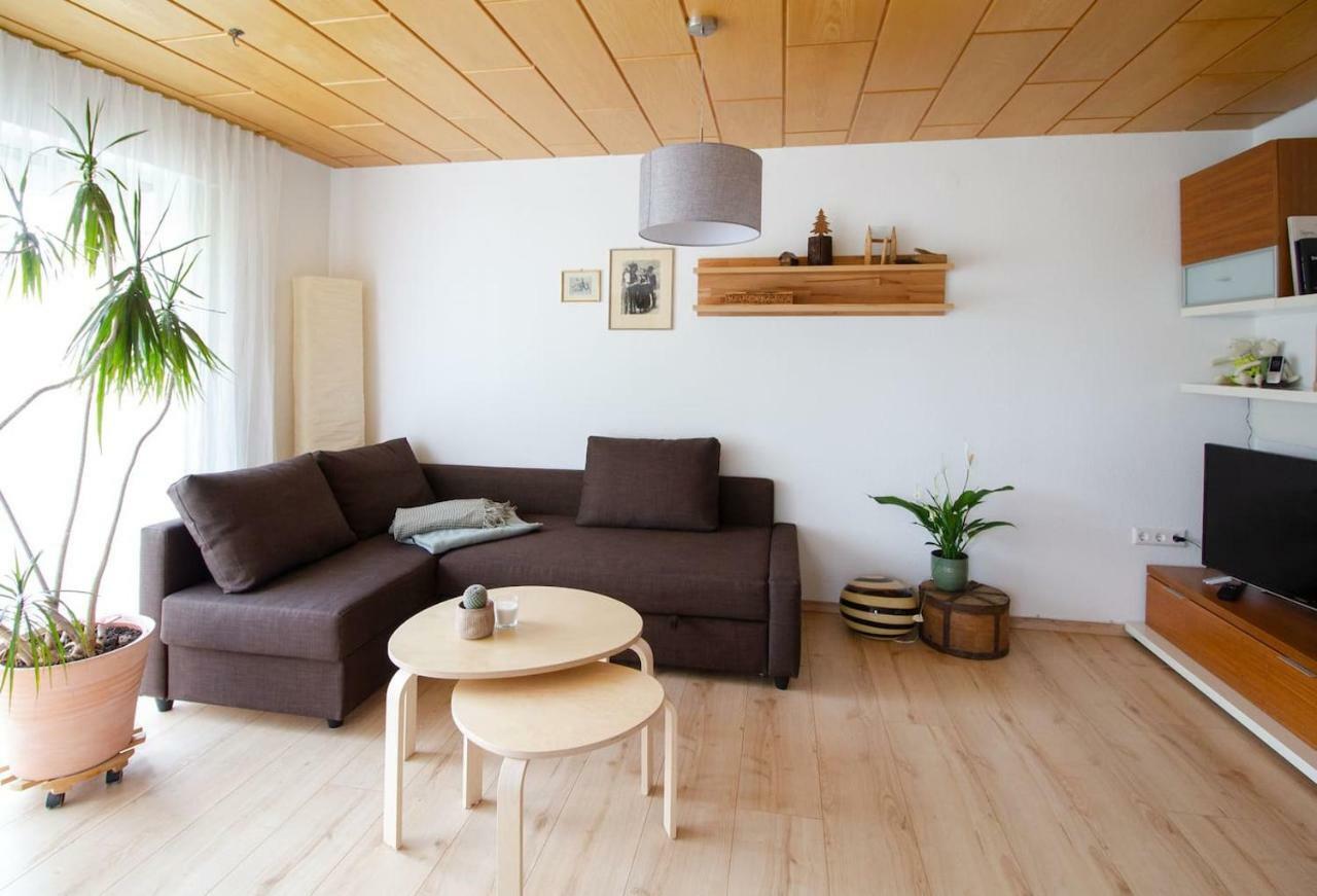 Schoene Und Helle Ferienwohnung In Pfaffenweiler Villingen-Schwenningen Exteriör bild