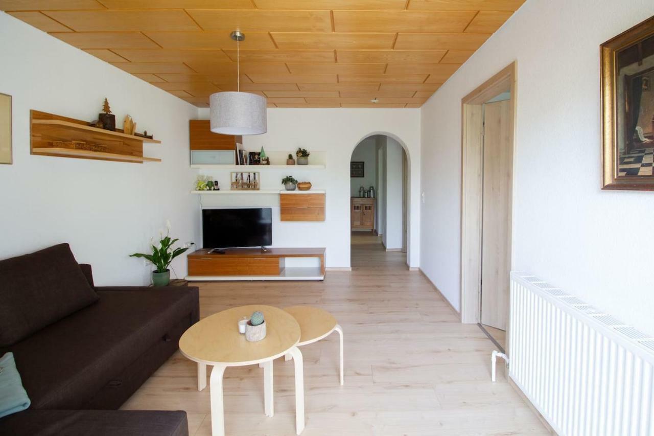 Schoene Und Helle Ferienwohnung In Pfaffenweiler Villingen-Schwenningen Exteriör bild