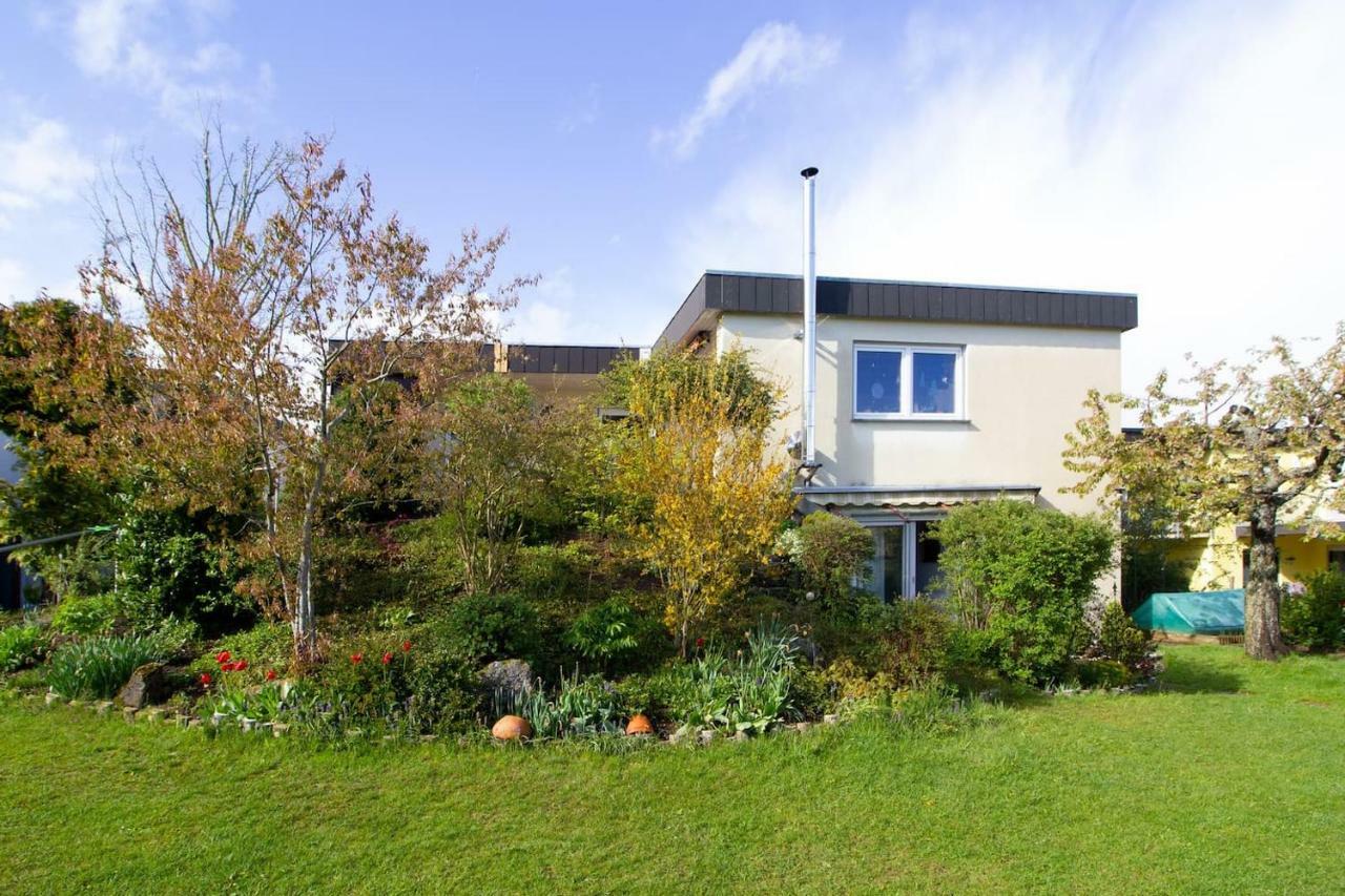 Schoene Und Helle Ferienwohnung In Pfaffenweiler Villingen-Schwenningen Exteriör bild